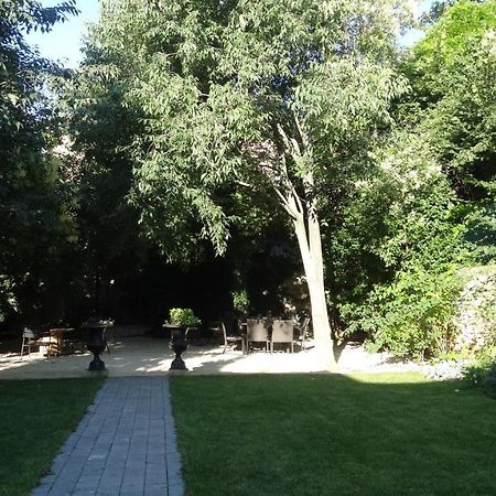 Chambre Cote Jardin Nîmes Exterior photo